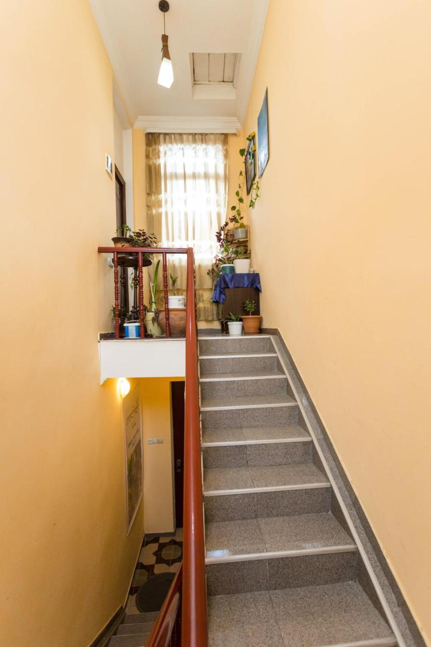 Gis Guest House Tbilissi Extérieur photo